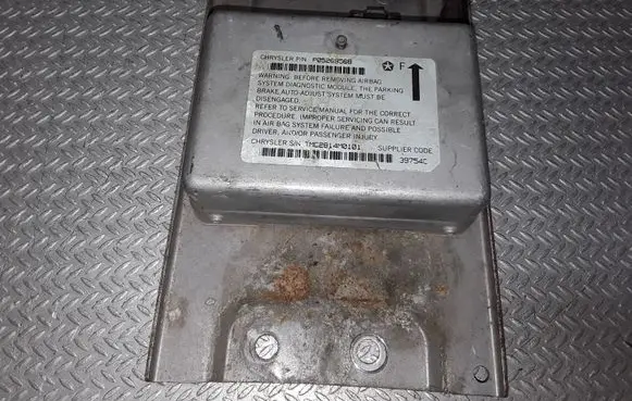 Chrysler Neon I Airbag control unit/module P05269568