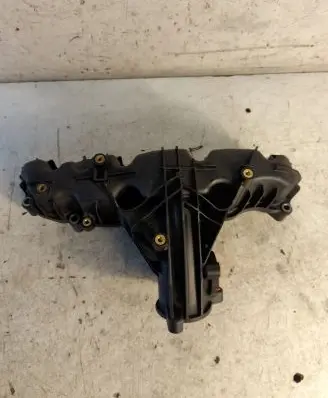 Audi A6 C7 Intake manifold 03L129711A