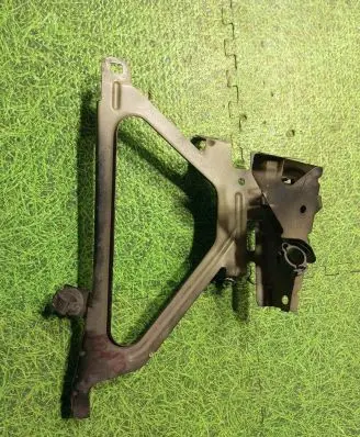 Radiator support slam panel bracket