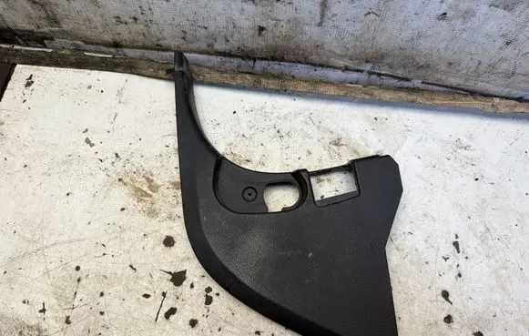 BMW X1 E84 Foot area side trim 2990755