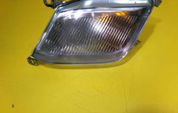 Front indicator light