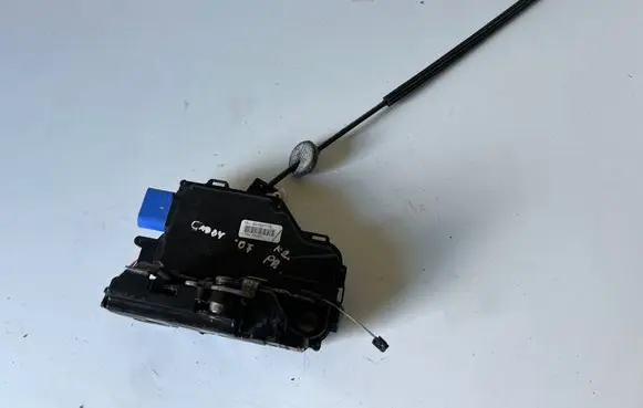 Volkswagen Caddy Front door lock 3D1837015 A00467 CZWL3A00467