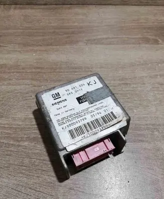 Opel Omega B1 Airbag control unit/module 90491004