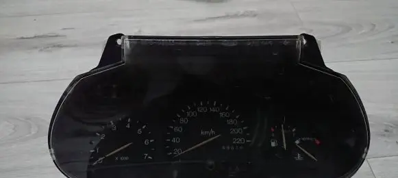 Ford Fiesta Speedometer (instrument cluster) 431042D