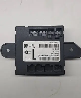 Chrysler Town & Country V Door control unit/module 05026861AE BLA6278200257