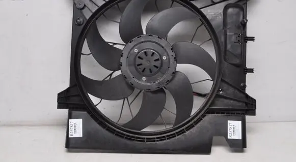 Volvo XC90 Electric radiator cooling fan 30612864