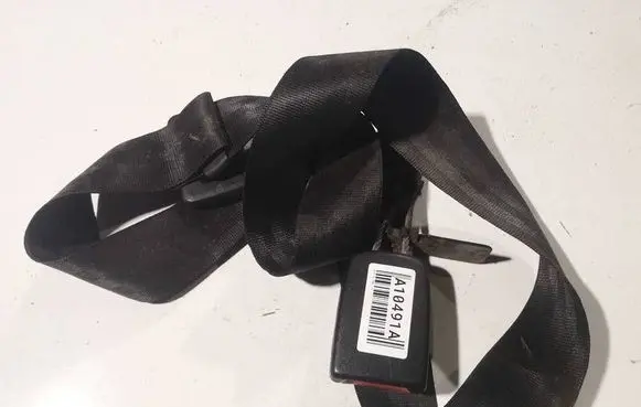 Audi A4 S4 B5 8D Rear seatbelt buckle 