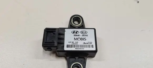 KIA Sorento ESP acceleration yaw rate sensor 956403E000