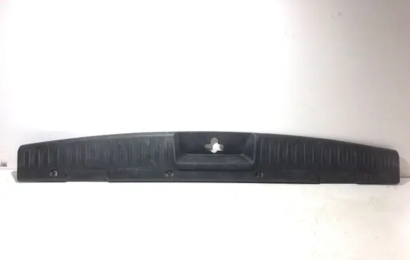 Chrysler Town u0026 Country V Trunk/boot sill cover protection P0ZR38DX9AC