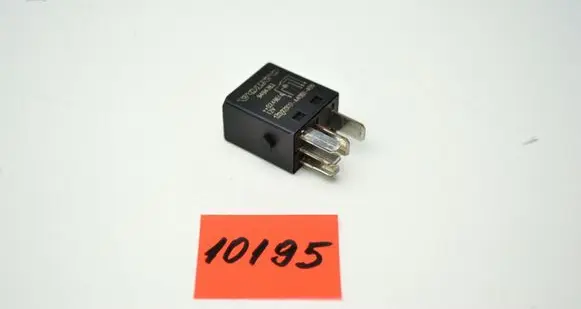 Volvo XC70 Other relay 9494783