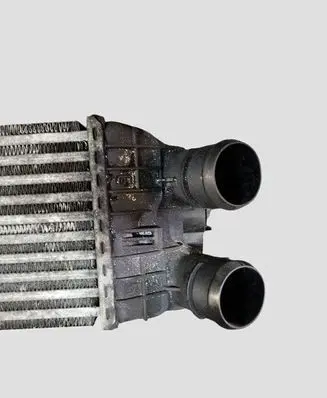 Citroen DS3 Intercooler radiator P9004003 9684311680