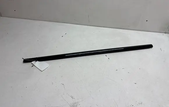 Land Rover Evoque I Tailgate/trunk side cover trim BJ3221453