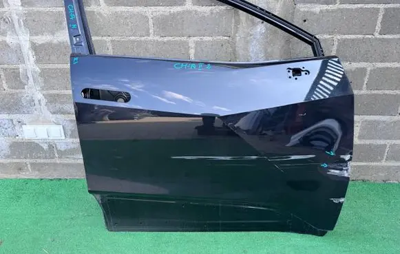 Toyota C-HR II Front door 