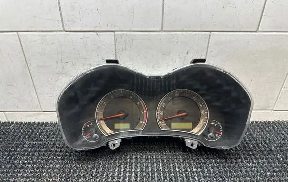 Toyota Auris 150 Speedometer (instrument cluster) 8380012P50 1575501510