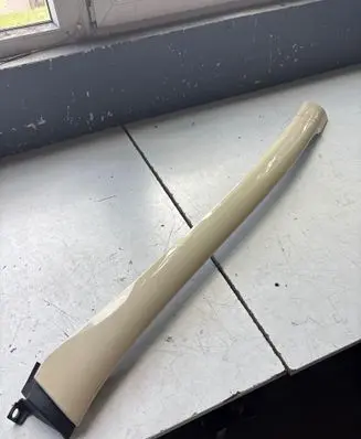 Opel Zafira C Windshield trim 39027687