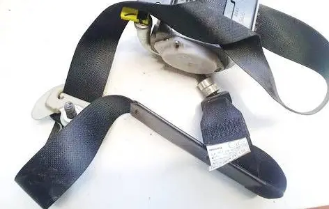 Nissan Micra Front seatbelt n1905 c90591