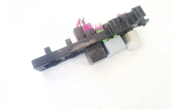 Volkswagen PASSAT B6 Fuse box set 1k1937503