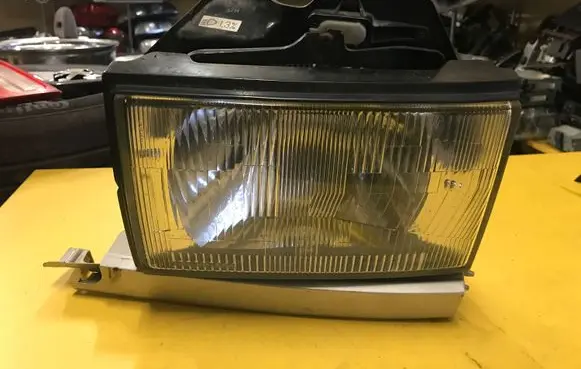 Opel Monterey Headlight/headlamp
