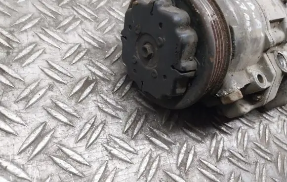 Mercedes-Benz A W169 Air conditioning (A/C) compressor (pump)