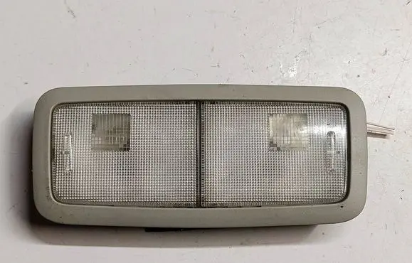 Toyota Verso Rear seat light a2f658