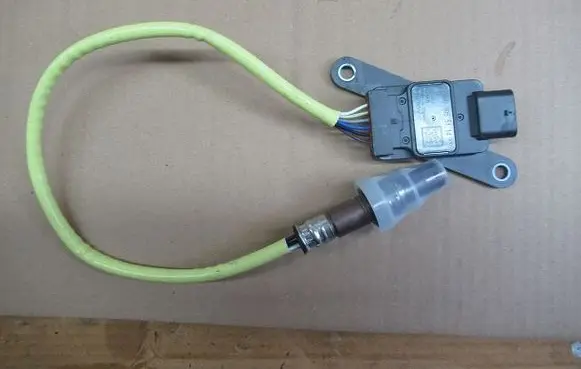 Mercedes-Benz Sprinter W906 Lambda probe sensor A0009055114