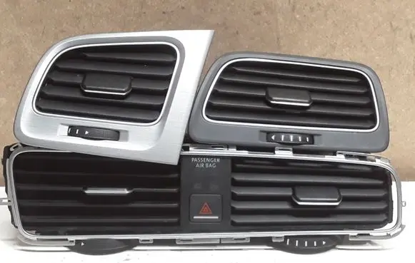 Volkswagen Golf VII Dash center air vent grill 5G1815736C 5G1819703 5G1819704