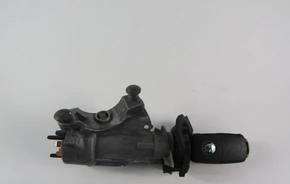 Skoda Fabia Mk2 (5J) Ignition lock 4B0905851C