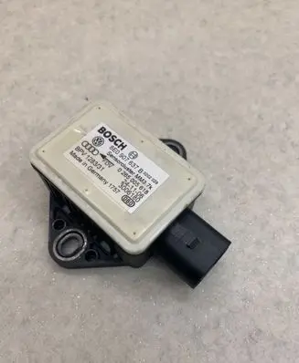 Audi A6 S6 C6 4F ESP acceleration yaw rate sensor 8E0907637B 3006180 0265005618