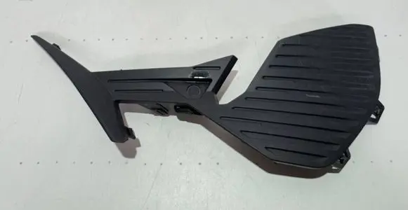 Peugeot 308 Front bumper lower grill 9837887680 6152015
