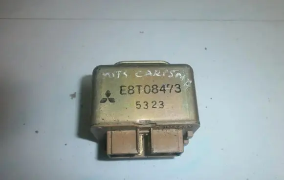Mitsubishi Carisma Other relay e8t08473 5323