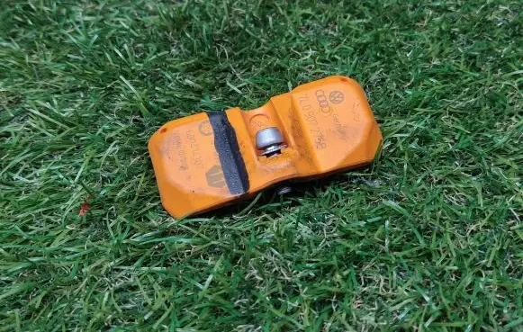 Tire pressure sensor