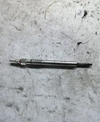 Opel Astra J Spark plug 55567737 266028