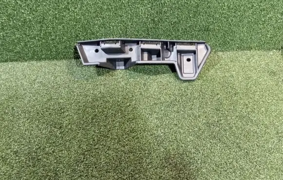 Renault Master III Fender mounting bracket 960160002R