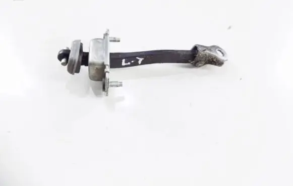 Subaru Impreza II Rear door check strap stopper