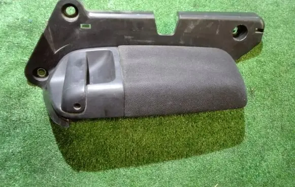 Peugeot 307 Armrest 9642033480