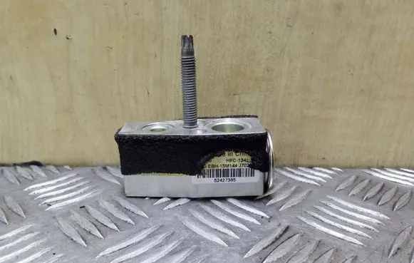 Air conditioning (A/C) expansion valve