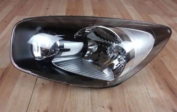 KIA Picanto Headlight/headlamp 921011Y0