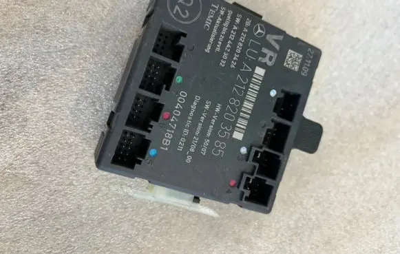 Mercedes-Benz C W204 Door control unit/module A2128203585 A2128203426 2128203585