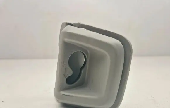 Volvo V70 Parcel shelf load cover mount bracket 09193489 2572