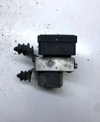 Volkswagen Caddy ABS Pump 2K0907379B 2K0614117B