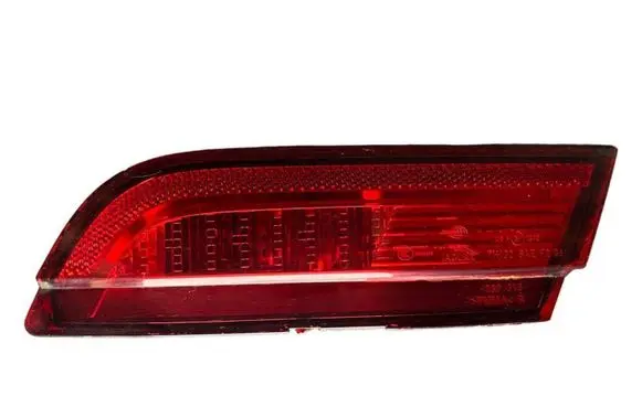 Jaguar XF Tailgate rear/tail lights 8X2315K272CD 2NE23804604