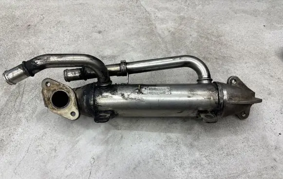 Audi A4 S4 B7 8E 8H EGR valve cooler 038131513S 876459E