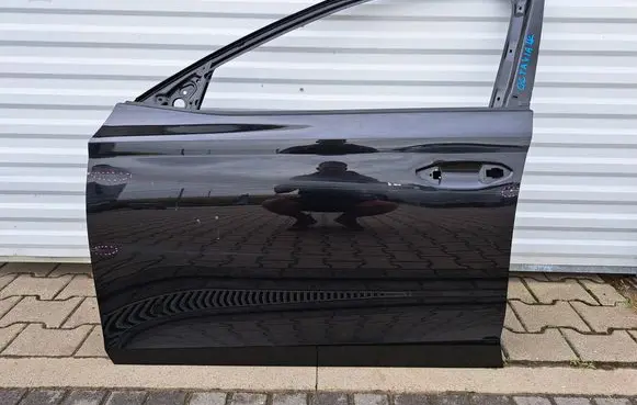 Skoda Octavia Mk4 Front door