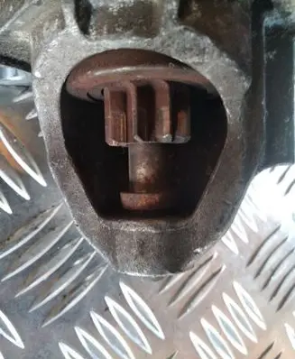 Volkswagen PASSAT B5 Starter motor