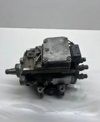 Audi A4 S4 B6 8E 8H Fuel injection high pressure pump 0470506033
