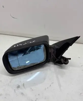 BMW 5 E39 Front door electric wing mirror 31023