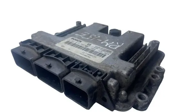 Renault Megane III Engine control unit/module 237100870R 237100055R 0281015798