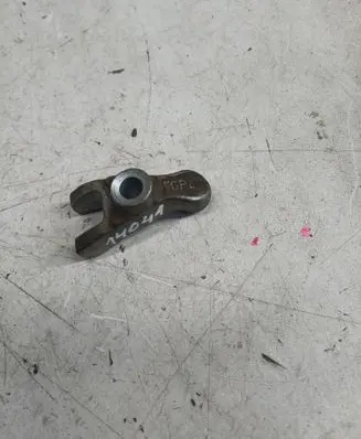 Opel Astra H Fuel Injector clamp holder FGPB148