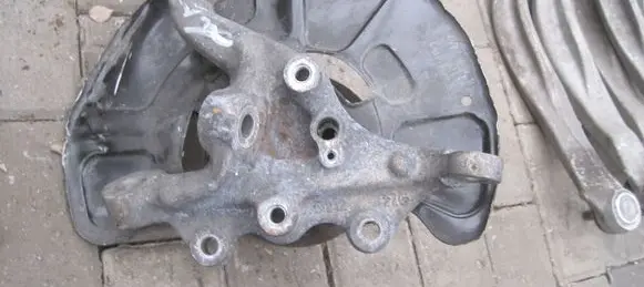 Mercedes-Benz E W212 Front wheel hub spindle knuckle 21224