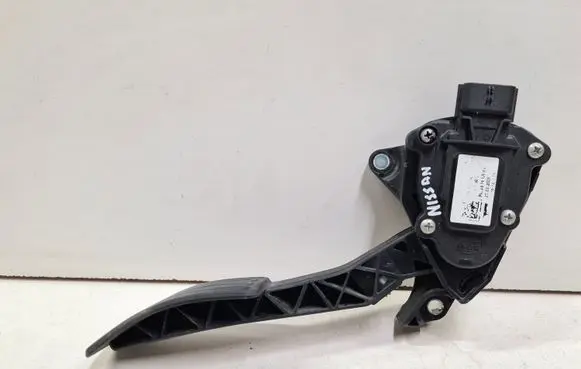 Nissan Murano Z51 Accelerator throttle pedal